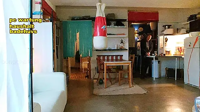 Snapshot of BongChannel chatting on 22, 1, 2025 BongChannel online show from 22, 1, 2025