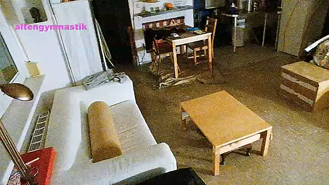 Snapshot of BongChannel chatting on 6, 3, 2025 BongChannel online show from 6, 3, 2025