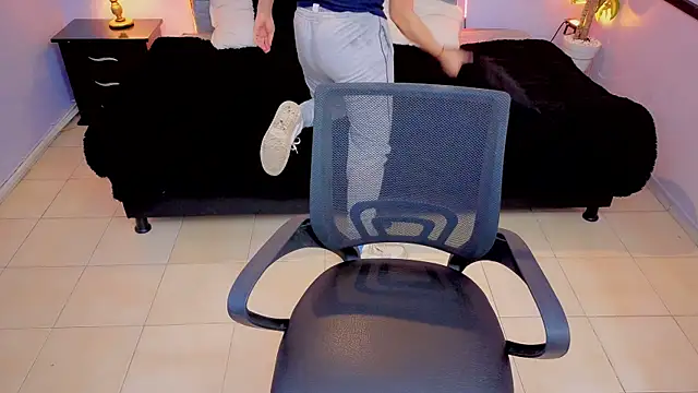 Lana stone  online show from 30, 10, 2025