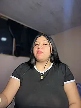 Snapshot of Kym_Owens chatting on 22, 5, 2026 Kym Owens online show from 22, 5, 2026