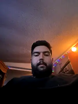 bigdickgio6923 online show from 11, 11, 2025