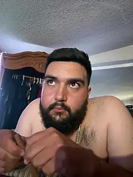 Snapshot of bigdickgio6923 chatting on 25, 6, 2026 bigdickgio6923 online show from 25, 6, 2026
