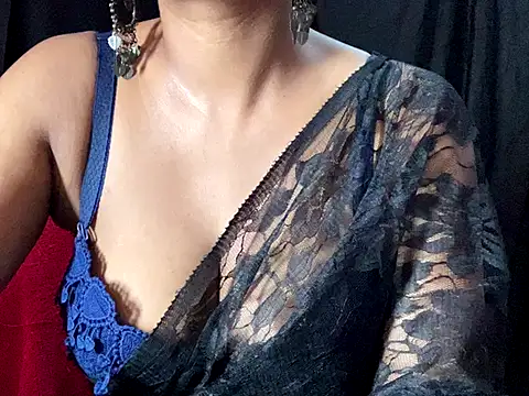 Sexy trisha  7 online show from 18, 9, 2025