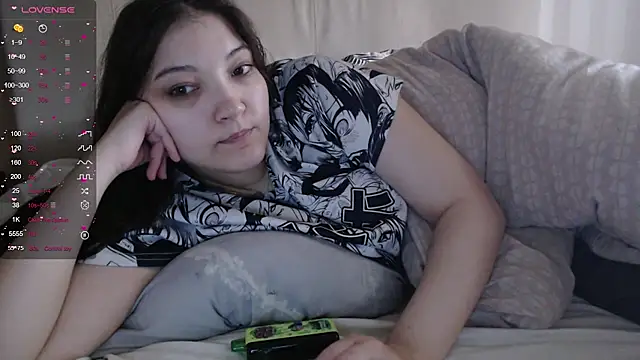 Snapshot of AlisaDevis chatting on 28, 6, 2026 AlisaDevis online show from 28, 6, 2026