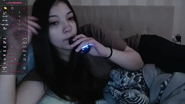 Snapshot of AlisaDevis chatting on 25, 7, 2026 AlisaDevis online show from 25, 7, 2026