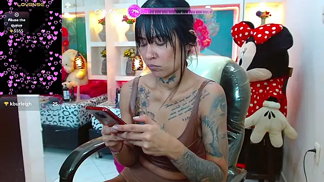 Snapshot of lorenapinto chatting on 18, 9, 2025 lorenapinto online show from 18, 9, 2025