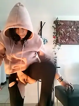 Snapshot of freyamoret chatting on 1, 3, 2025 freyamoret online show from 1, 3, 2025