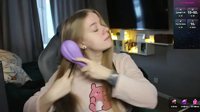 Snapshot of candy_maggie chatting on 10, 1, 2025 candy maggie online show from 10, 1, 2025