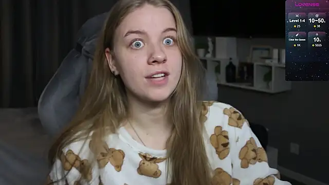 Snapshot of candy_maggie chatting on 19, 1, 2025 candy maggie online show from 19, 1, 2025