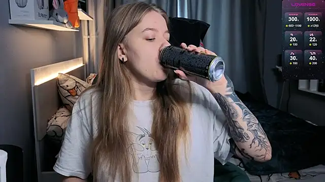 Snapshot of candy_maggie chatting on 11, 2, 2025 candy maggie online show from 11, 2, 2025