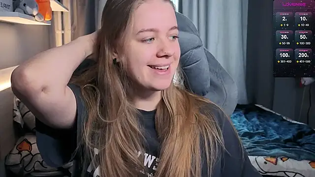 Snapshot of candy_maggie chatting on 25, 2, 2025 candy maggie online show from 25, 2, 2025