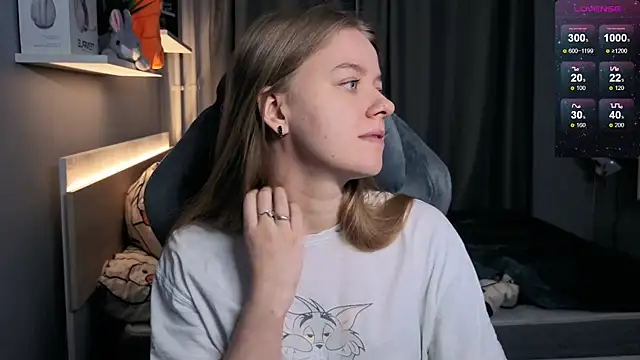 Snapshot of candy_maggie chatting on 1, 3, 2025 candy maggie online show from 1, 3, 2025