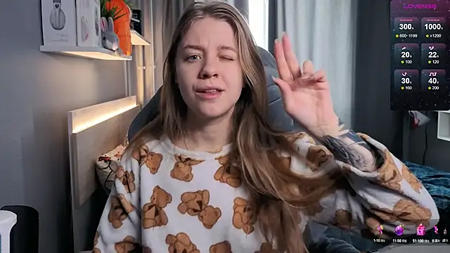 Snapshot of candy_maggie chatting on 20, 3, 2025 candy maggie online show from 20, 3, 2025