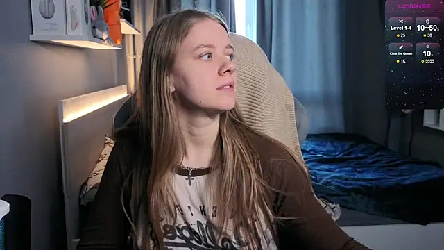 Snapshot of candy_maggie chatting on 21, 3, 2025 candy maggie online show from 21, 3, 2025