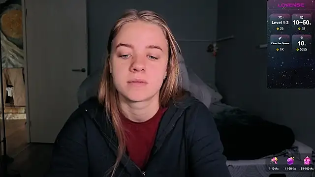 Snapshot of candy_maggie chatting on 18, 9, 2025 candy maggie online show from 18, 9, 2025