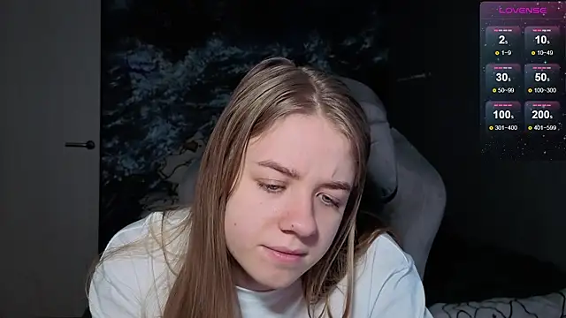 Snapshot of candy_maggie chatting on 7, 1, 2026 candy maggie online show from 7, 1, 2026