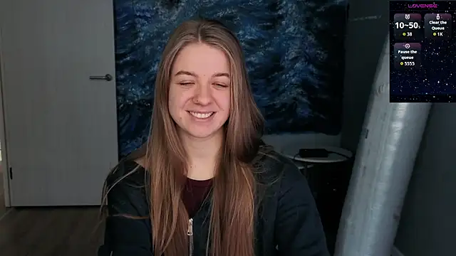 Snapshot of candy_maggie chatting on 8, 3, 2026 candy maggie online show from 8, 3, 2026