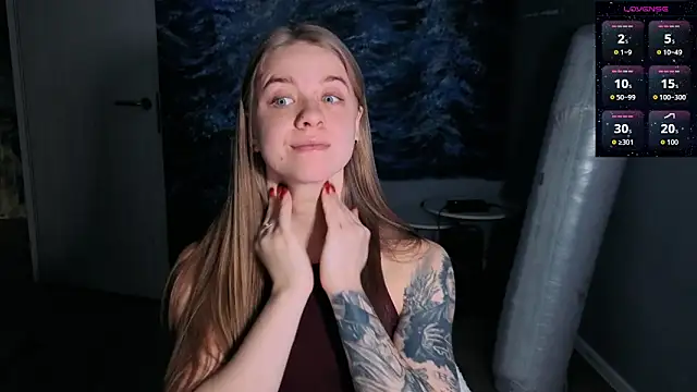 Snapshot of candy_maggie chatting on 9, 3, 2026 candy maggie online show from 9, 3, 2026