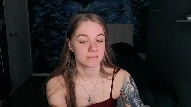 Snapshot of candy_maggie chatting on 2, 4, 2026 candy maggie online show from 2, 4, 2026