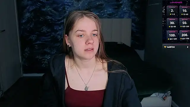 Snapshot of candy_maggie chatting on 10, 4, 2026 candy maggie online show from 10, 4, 2026