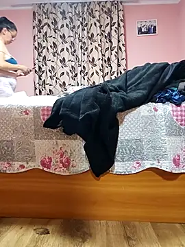 KristenVega online show from 29, 9, 2025