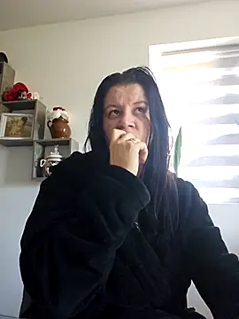 KristenVega online show from 20, 10, 2025