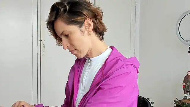 cuddlingbunny online show from 29, 11, 2025