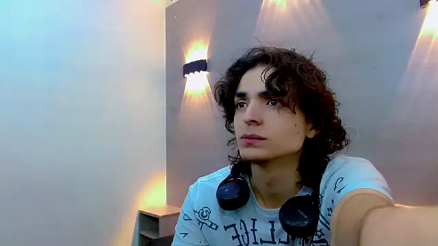 Sr BonnyEthan online show from 9, 10, 2025