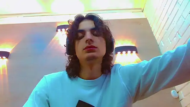 Sr BonnyEthan online show from 20, 11, 2025