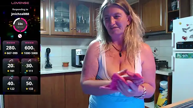 JennaDeluxe online show from 4, 4, 2026