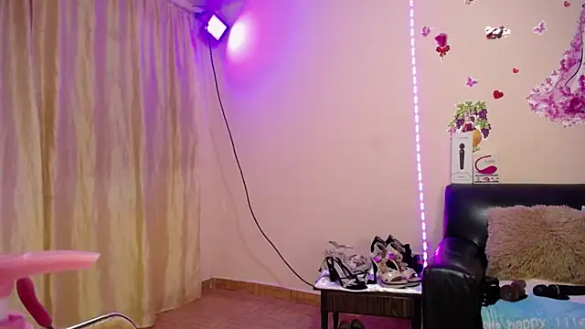 ashlei  online show from 12, 1, 2025