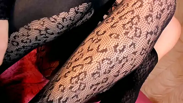 Snapshot of ChanellCastilla chatting on 12, 10, 2025 ChanellCastilla online show from 12, 10, 2025