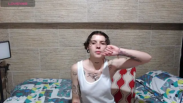 pretty cristal69 online show from 29, 1, 2025