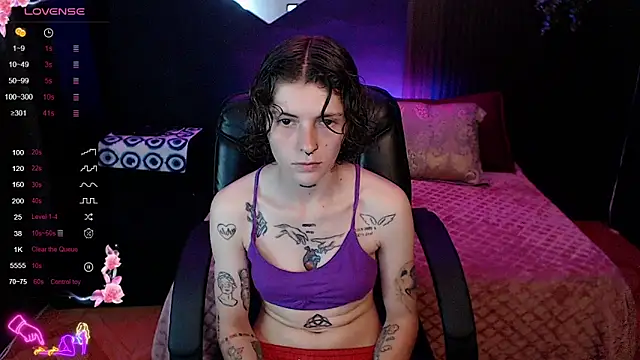 pretty cristal69 online show from 31, 3, 2026