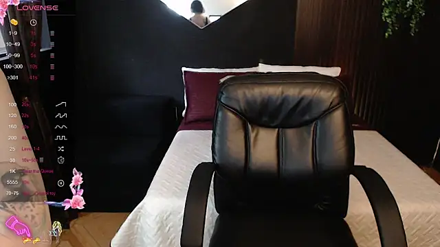 pretty cristal69 online show from 11, 4, 2026