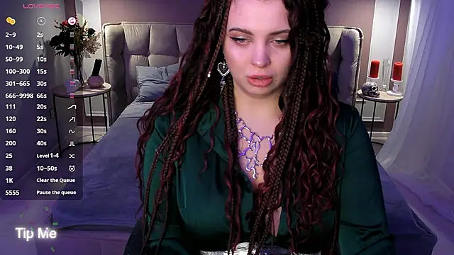 Miss Maya Mils online show from 23, 2, 2026