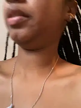 Your Paris online show from 14, 2, 2025