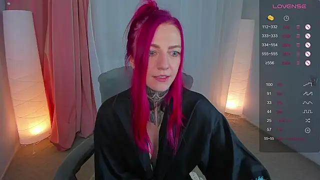 Snapshot of Roxy_____ chatting on 28, 2, 2025 Roxy online show from 28, 2, 2025