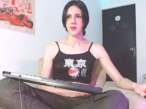 Snapshot of lucydreamm chatting on 19, 7, 2026 lucydreamm online show from 19, 7, 2026