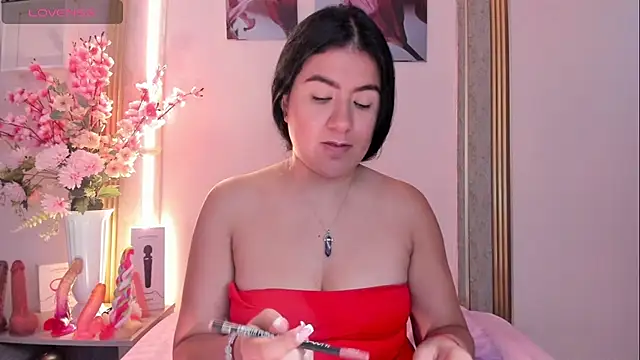 Snapshot of scarlet_fostt_ chatting on 10, 7, 2026 scarlet fostt online show from 10, 7, 2026