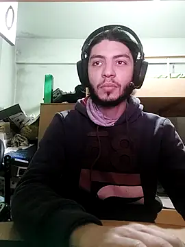 kleineid77 online show from 25, 2, 2025