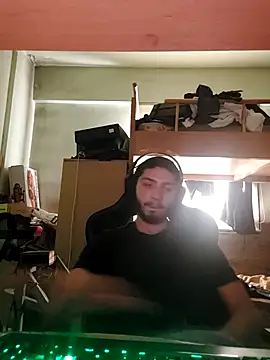 kleineid77 online show from 26, 6, 2026