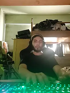 kleineid77 online show from 22, 7, 2026