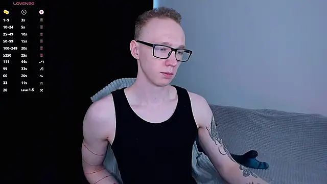 Snapshot of Alex_silents chatting on 8, 6, 2026 Alex silents online show from 8, 6, 2026