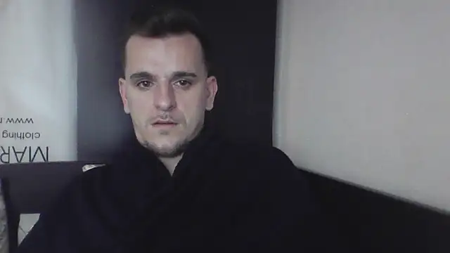 Huge cock22cm online show from 24, 1, 2025