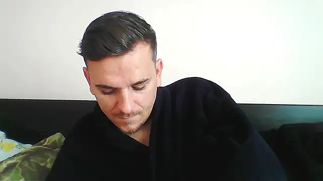 Huge cock22cm online show from 22, 10, 2025