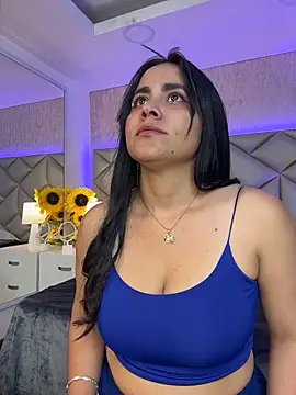 Brenda Garcia online show from 18, 12, 2025