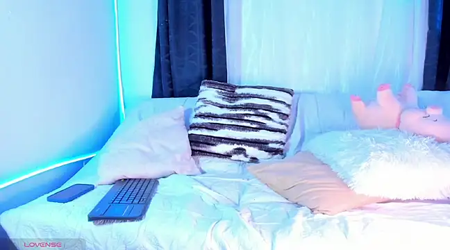 Josep Davies online show from 18, 2, 2025