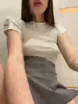 littlebitchess online show from 15, 1, 2025