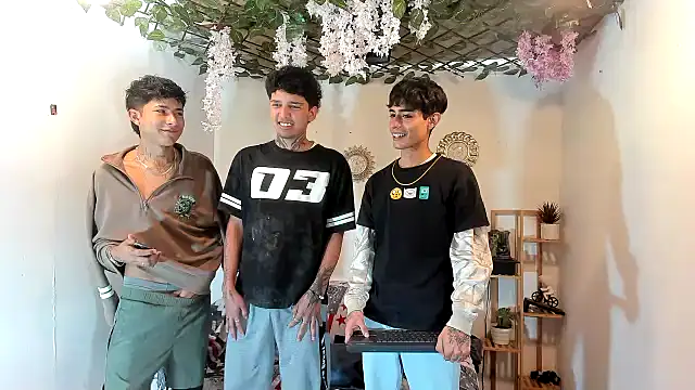 oliverhot2005 online show from 9, 11, 2025